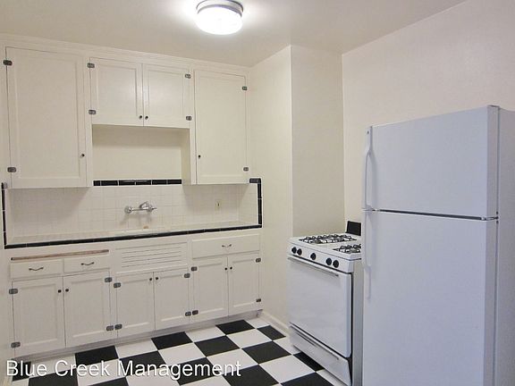 4th image of 1165 N Grant St APT 206
