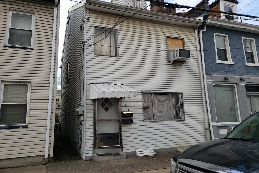 138 S 19th St photo 1