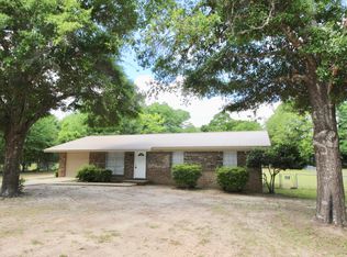 1279 N 20th St, Defuniak Springs, FL 32433
