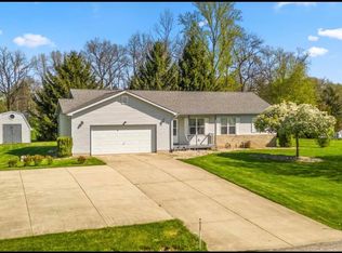 3 Stoner Dr, Valparaiso, IN 46385