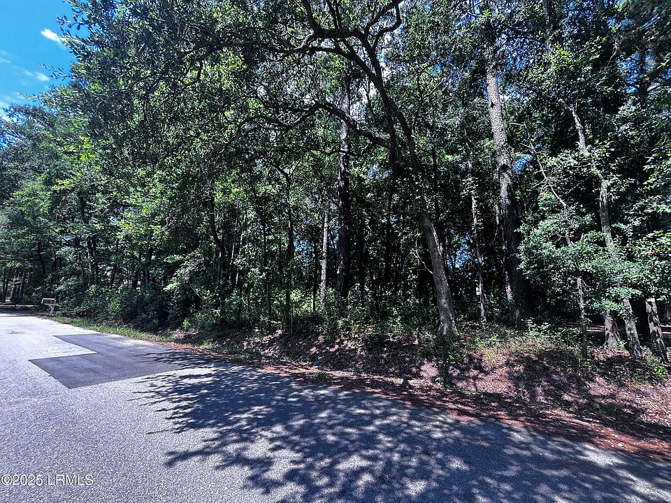 2nd image of 9 E River Drive