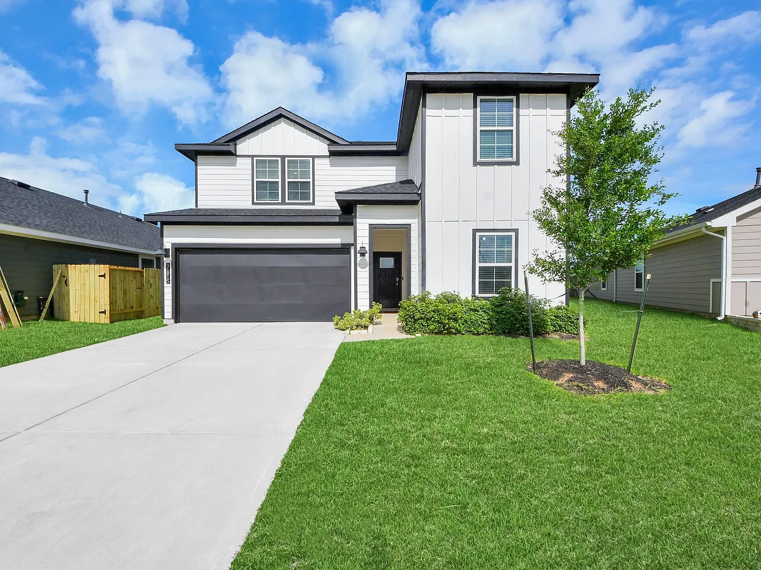 4 bed, 3.0 bath, 2276 sqft, $2,750 — Photo 3
