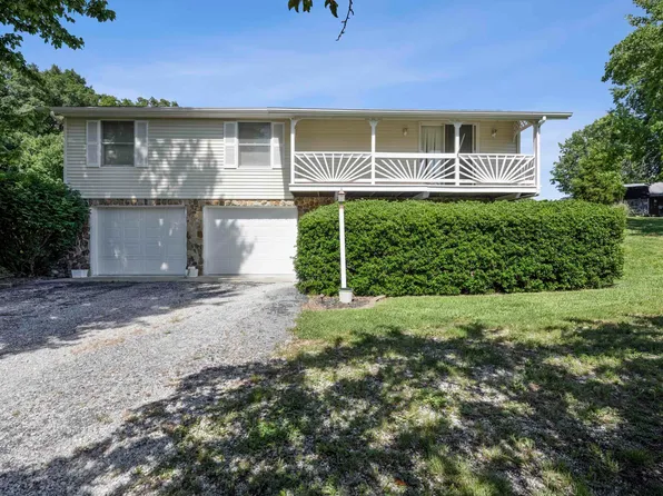 260 S Pyracantha Cir, Santa Claus, IN 47579