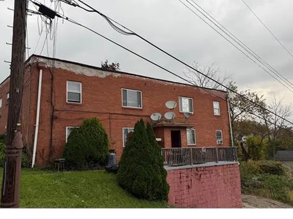 3301 Grover Ave, McKeesport, PA 15132