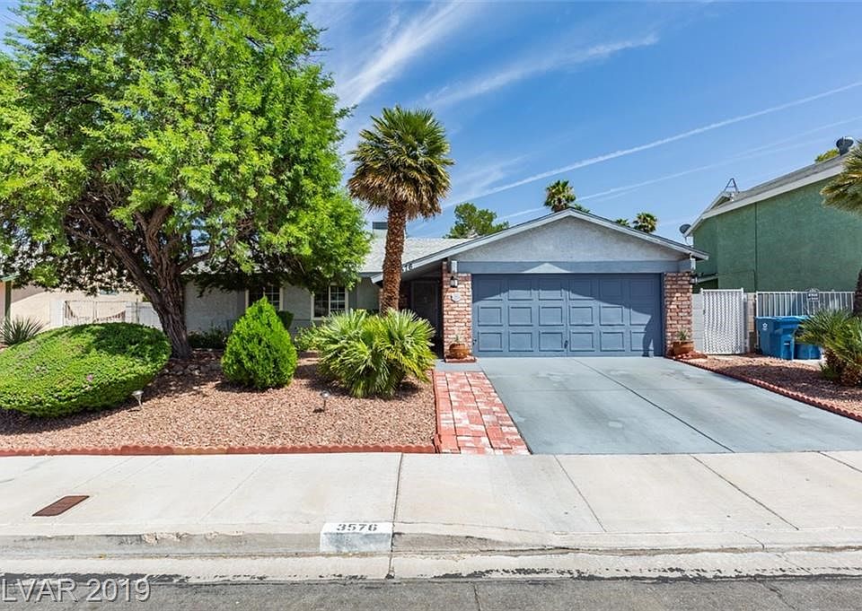 1st image of 3576 Willow Springs Dr