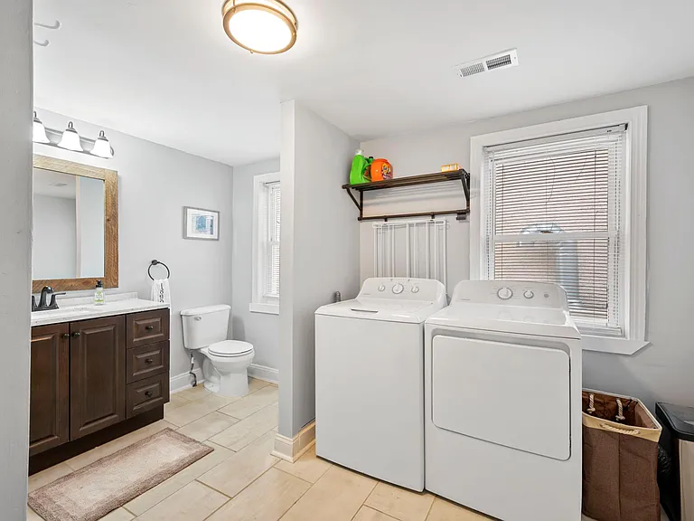 2415 Frankford Ave #2 — Photo 8