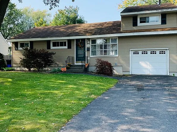 11 Manning Ave, Troy, NY 12180