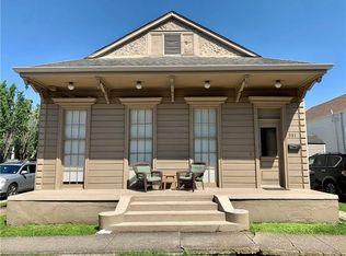 581 Joseph St, New Orleans, LA 70115