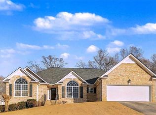 46 Ridge Brooke Dr, Douglasville, GA 30134