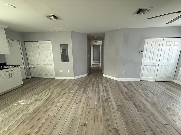 4th image of 4393 Davis Rd #2