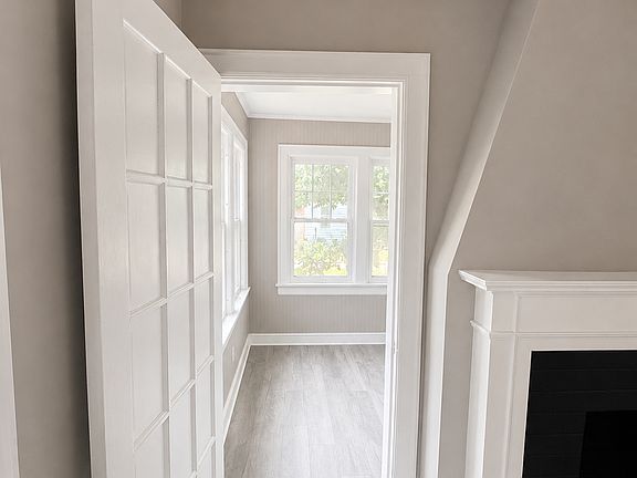 3rd image of 510 Hilltonia Ave