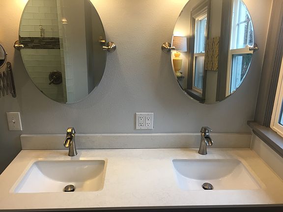 Double vanity