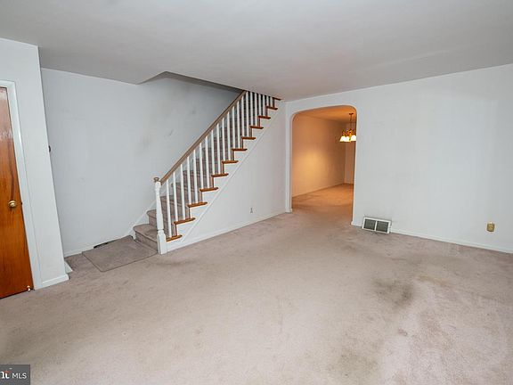 4th image of 6305 Edmund St