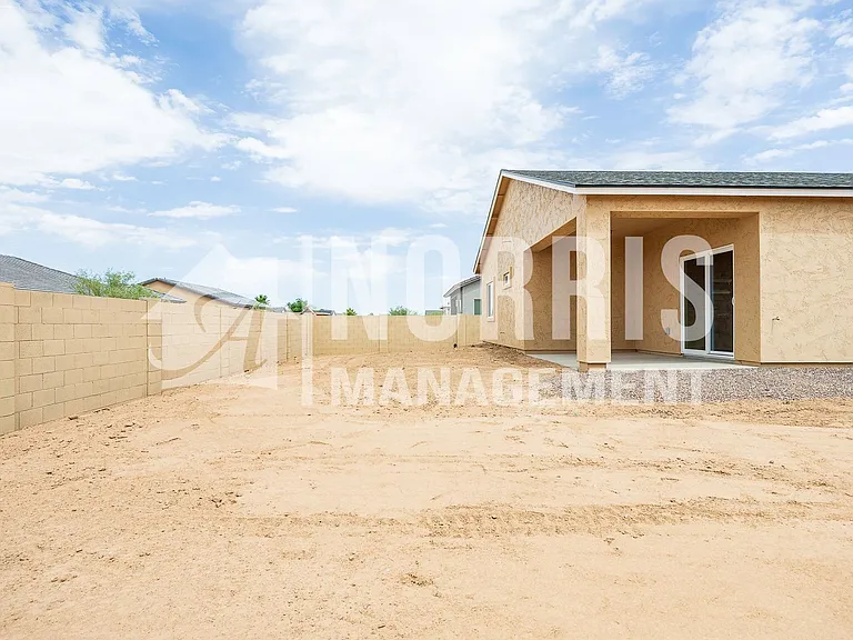 12532 W Delwood Dr — Photo 36
