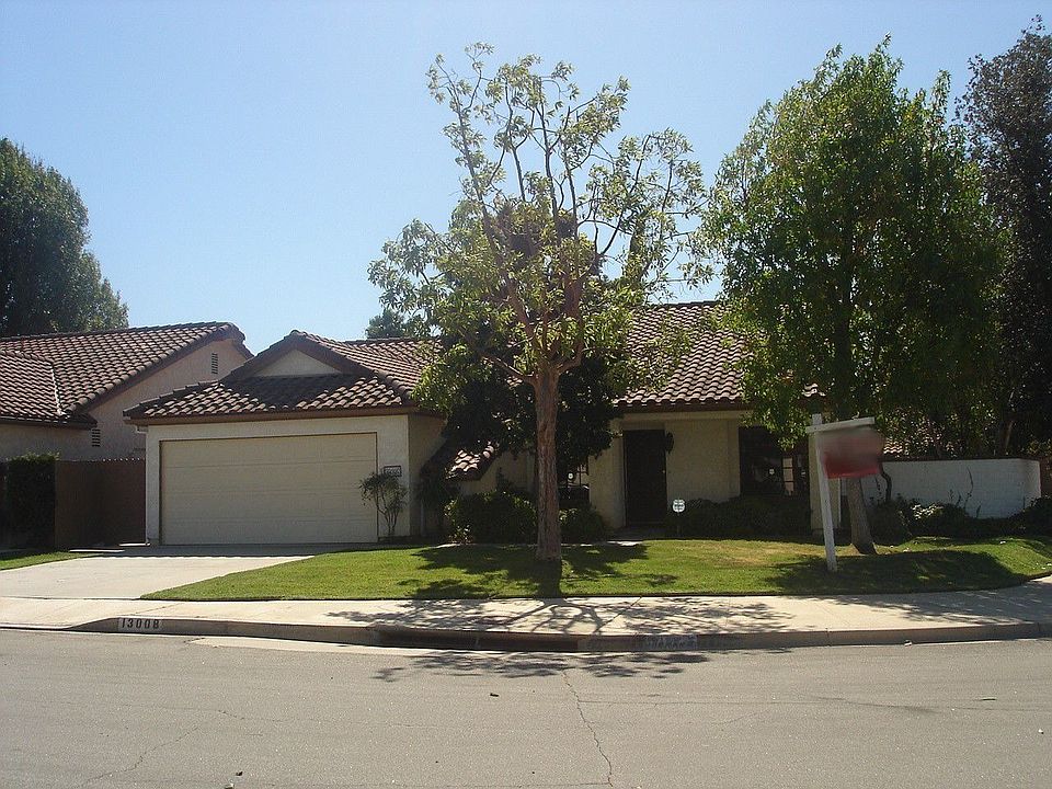 1st image of 13008 Knotty Pine St