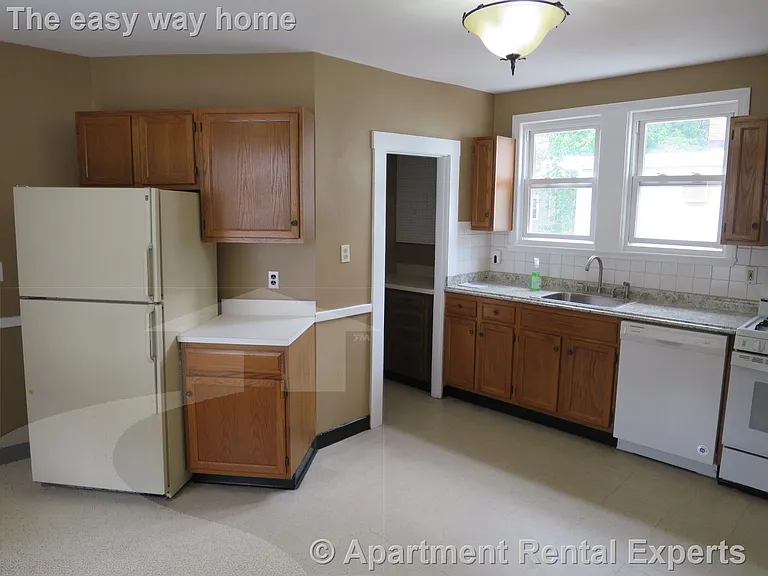 95 Flint St — Photo 1