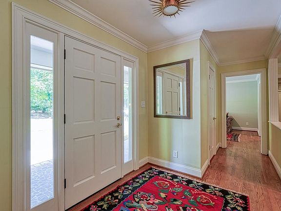3rd image of 42 Lake Forest Dr