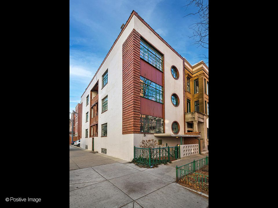 1st image of 143 W Burton Pl APT 3N