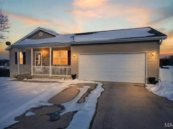 1120 Hawthorne Dr, Desloge, MO 63628