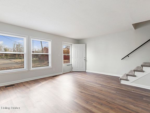 3rd image of 2817 Bexley Ct
