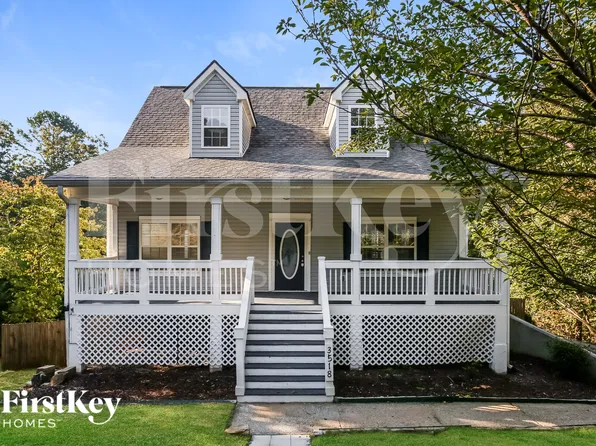 3518 Point View Dr, Gainesville, GA 30506