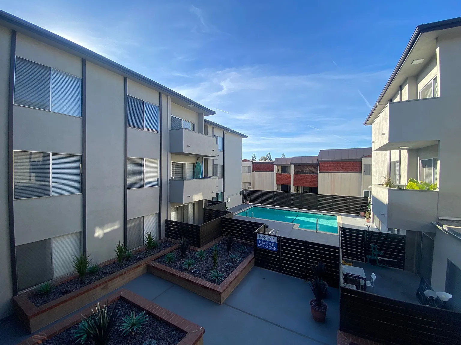 Windsor Place Apartments — Photo 4
