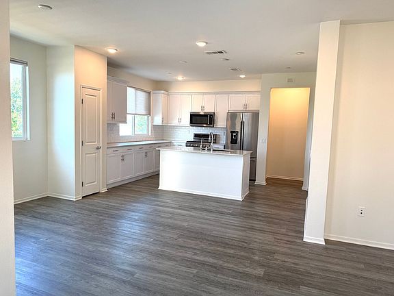 4th image of 5211 Calle Rockfish Unit 92