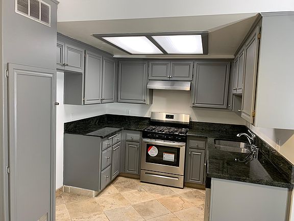 2nd image of 5221 Cartwright Ave APT 3
