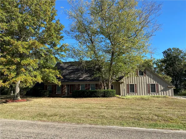 6936 Knollcrest Dr, Charleston, IL 61920