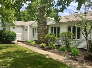 9307 Glenwood Trl, Brecksville, OH 44141