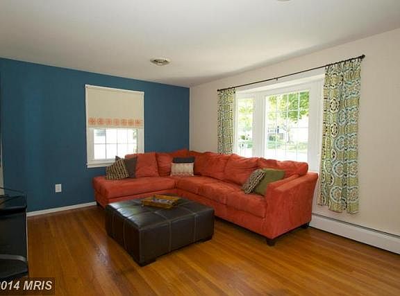 4th image of 2314 Rockwell Ave
