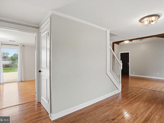 5th image of 13812 Countryside Dr