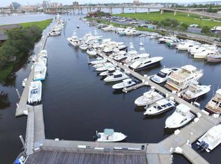 56 Ashley Pointe Dr #B-10, Charleston, SC 29407