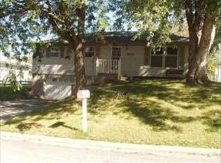 2501 Cougar Rd, Saint Joseph, MO 64506