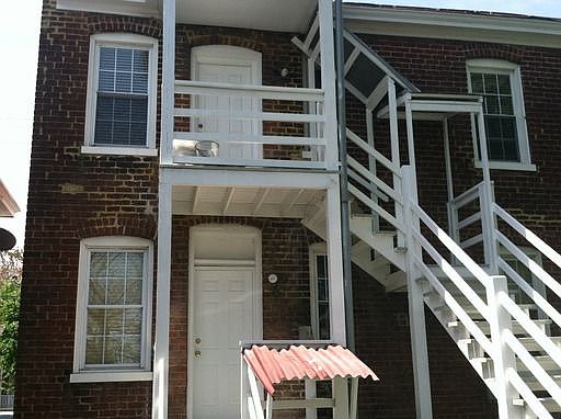 2nd image of 1016 W Clay St #B
