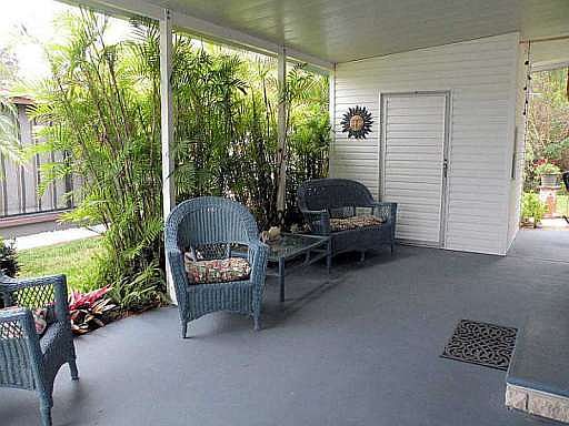 5th image of 14 Royal Palm Cir