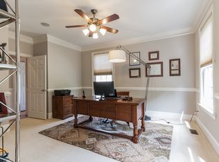 16 Woods Edge Rd, West Chester, PA 19382