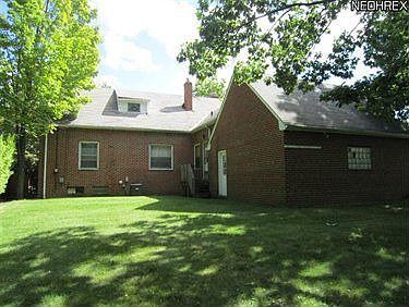 3rd image of 23401 Effingham Blvd