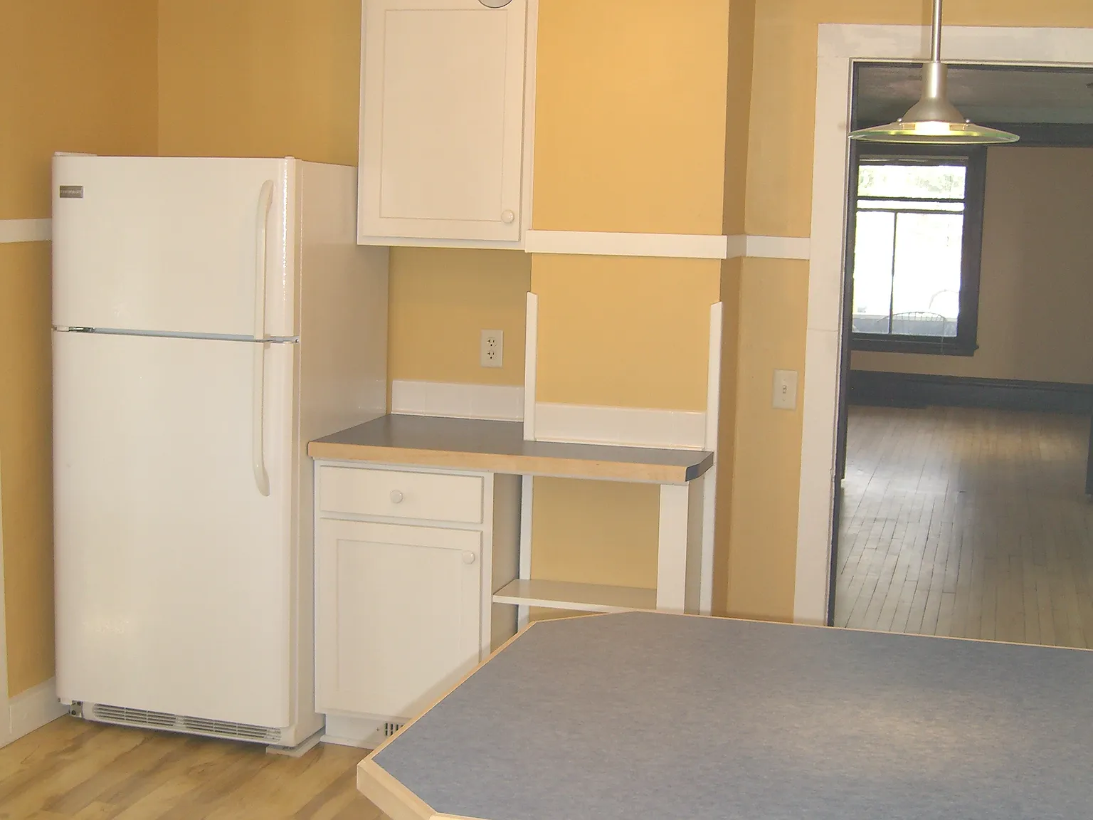 2 bed, 1120 sqft, $1,800 — Photo 3