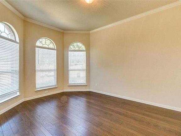 5th image of 316 Idaho Ln