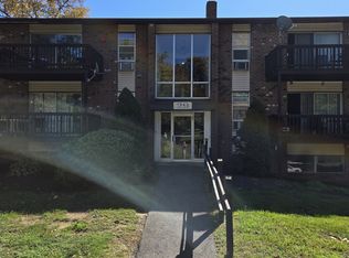 29 Balance Rock Rd APT 6, Seymour, CT 06483