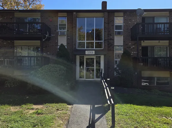 29 Balance Rock Rd 6, Seymour, CT 06483