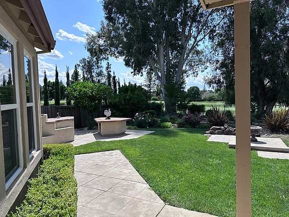 3rd image of 2181 Bel Air Ln