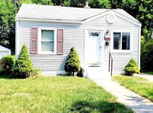 34068 Harroun St, Wayne, MI 48184