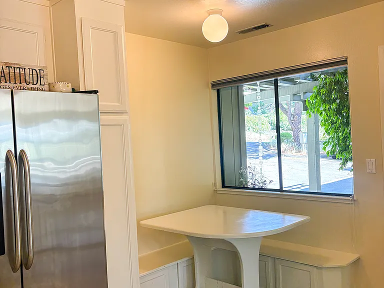 922 Meadowsweet Dr — Photo 9