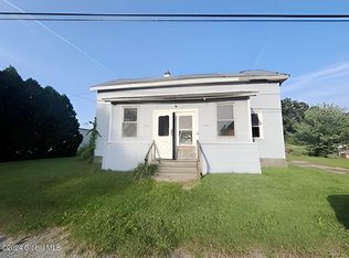 1335 Sacandaga Rd, Galway, NY 12074