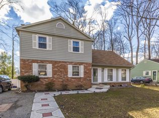 4816 Bel Pre Rd, Rockville, MD 20853