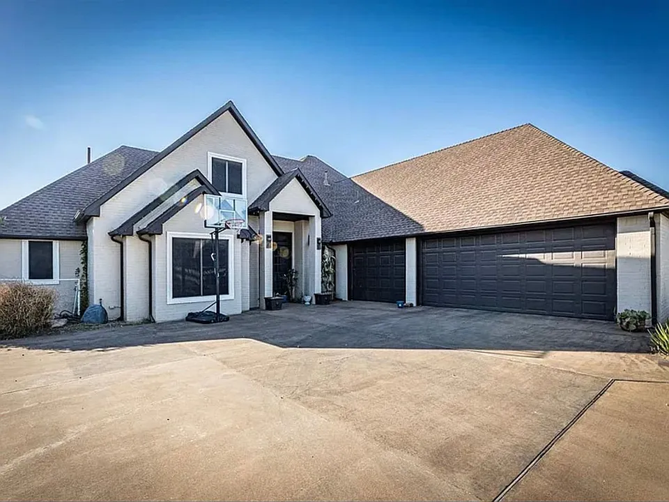 7623 Wyatt Lake Dr