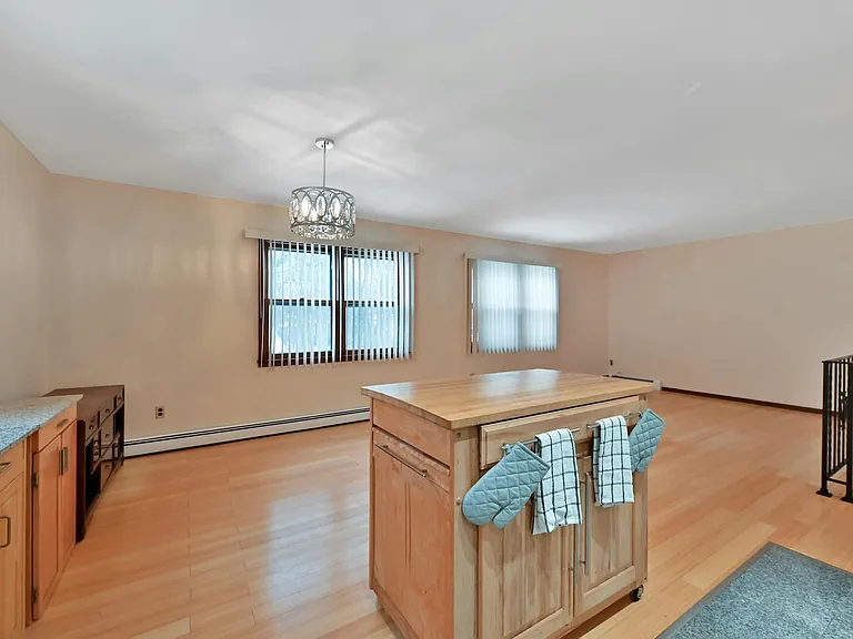 27 Beech St — Photo 7