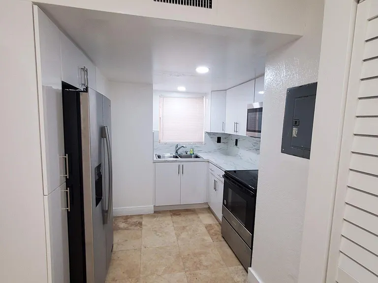 8850 Fontainebleau Blvd #103 — Photo 1